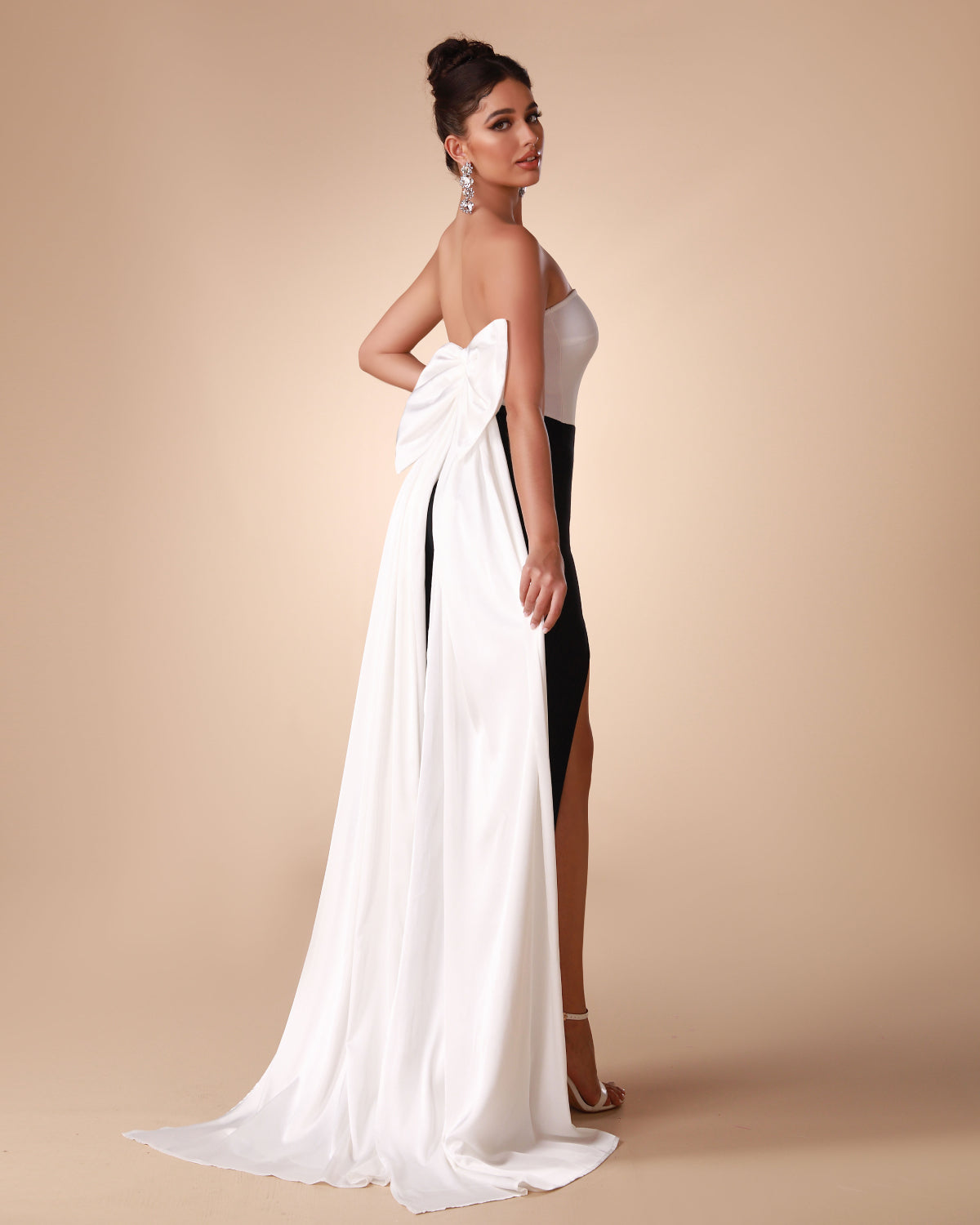 Black White Bow-Detail Bandage Long Dress