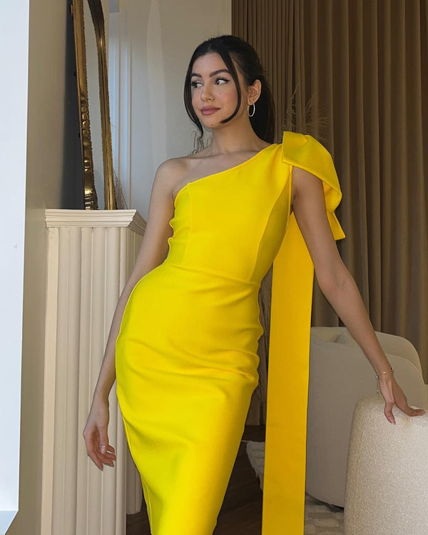 Bowknot Asymmetrical Sleeveless Bandage Dress